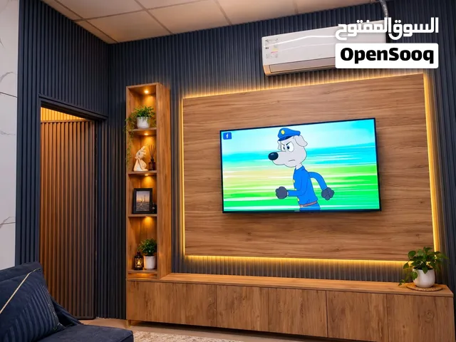 معرض اندي اف. خشب. يجنن الاصلي. كلش. كلش. نوب. وشرط الفحص. والاضاءها وياها. طول. مترين