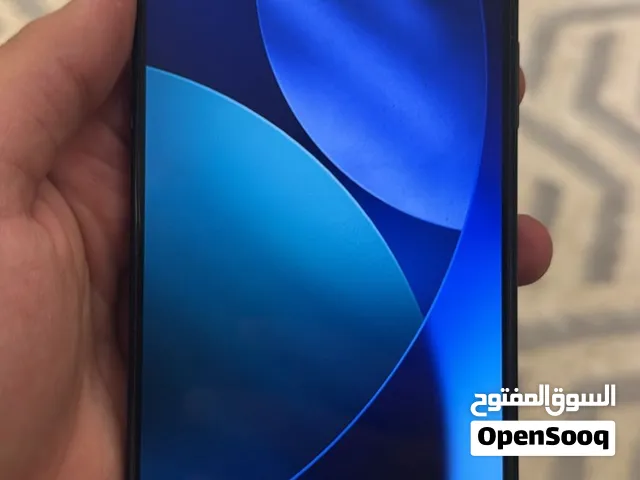 آيفون 16 plus