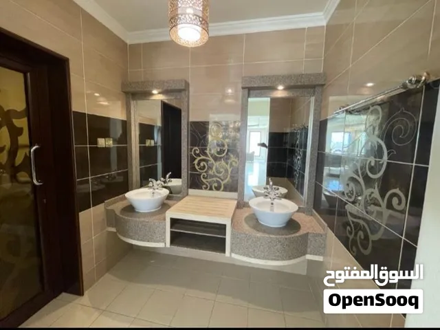 Luxury villa for rent in Arad