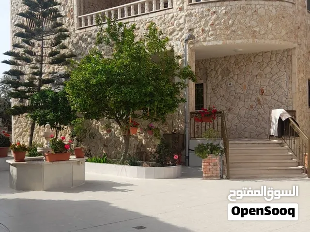 166 m2 3 Bedrooms Townhouse for Sale in Irbid Al Barha
