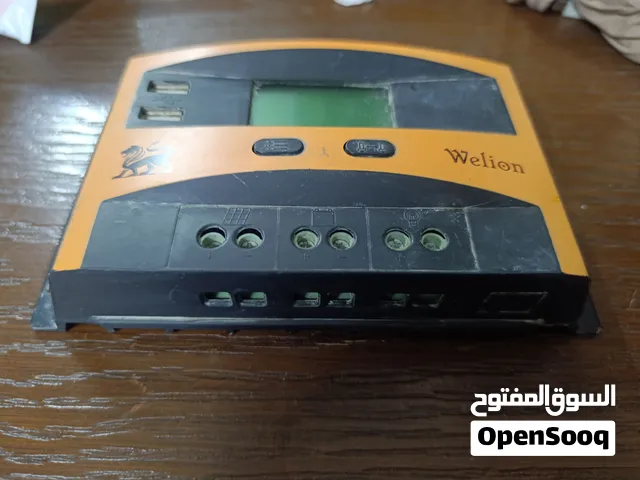 منظم شحن شمسي (Solar Charge Controller)