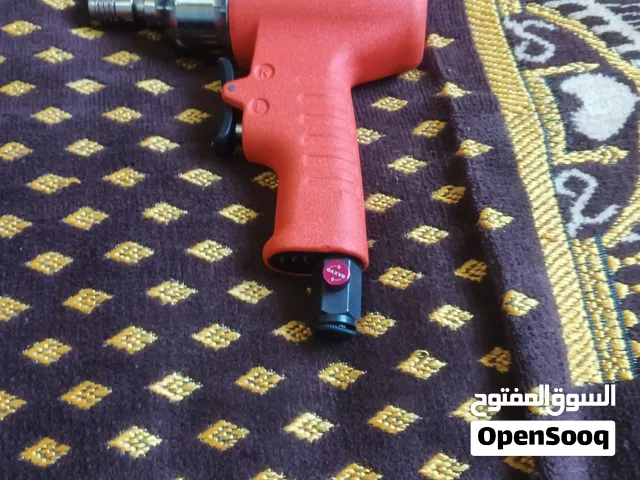 مسدس مفرجات