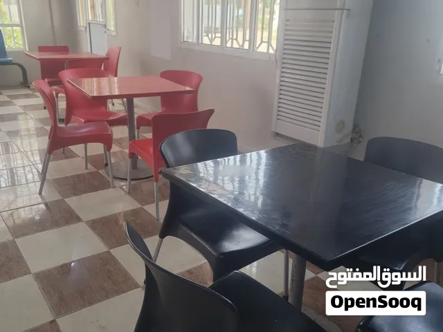 طاولات وكراسي مطاعم ومقاهي وكافيهات مستخدم نظيف جدا جودة عالية بأسعار مغرية جدا