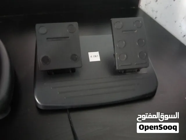 مقود العاب إلكتروني وملحقاته