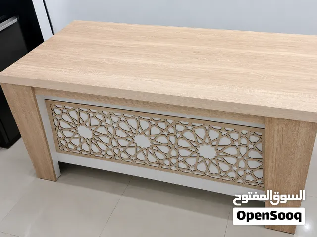 طاولة كونسول خشبية مزخرفة – 70 ريال