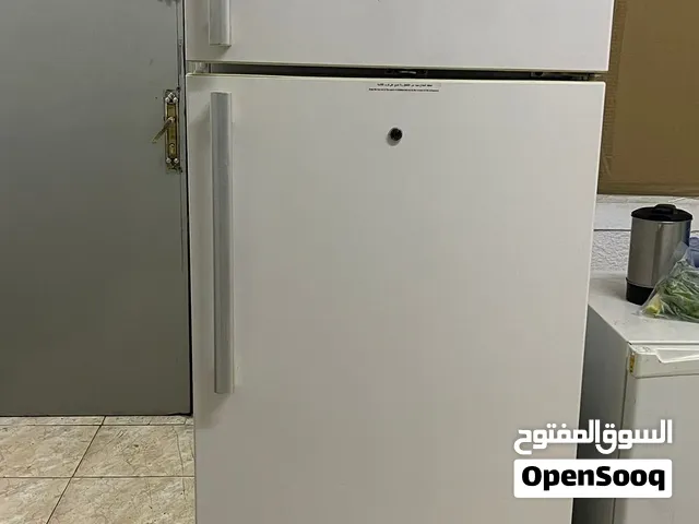 ثلاجه للبيع مستخدم نظيفه الماركه Sanyo