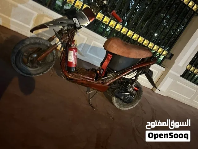 سلام عليكم الدراج اتعق 110 قابل للتفاوض السعر 700  او ابدل ويا كوقو فيه اي مشكل البطاري محترق او ايش