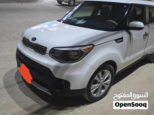سول 2018 رقم بغداد بحالة جيدة حادثها جاملغ ايمن نظيفة لاتحتاج الى تصليح تم وضع رقم الشاصي مع الصور