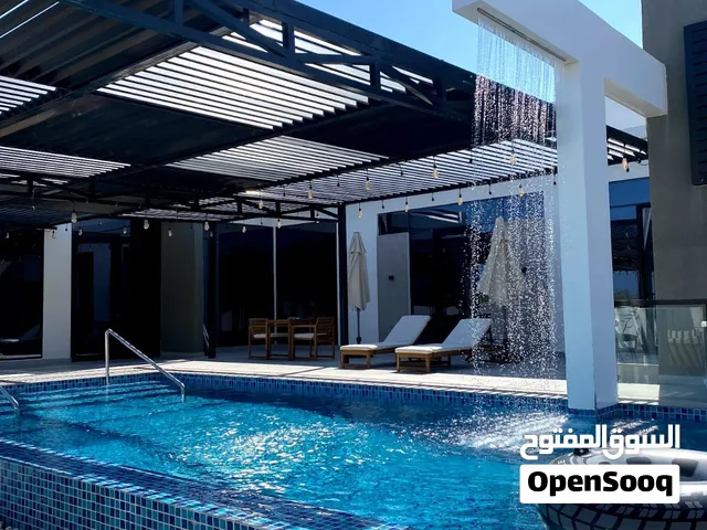 Luxury chalet for sale in Barka Uqda North