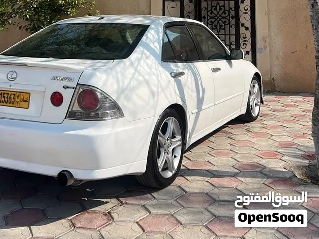لكزس التيزا