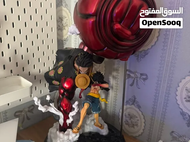 مجسمات كبيره جداً. ومافيها شي يديده. للبيع حط سعرك وشلهم
