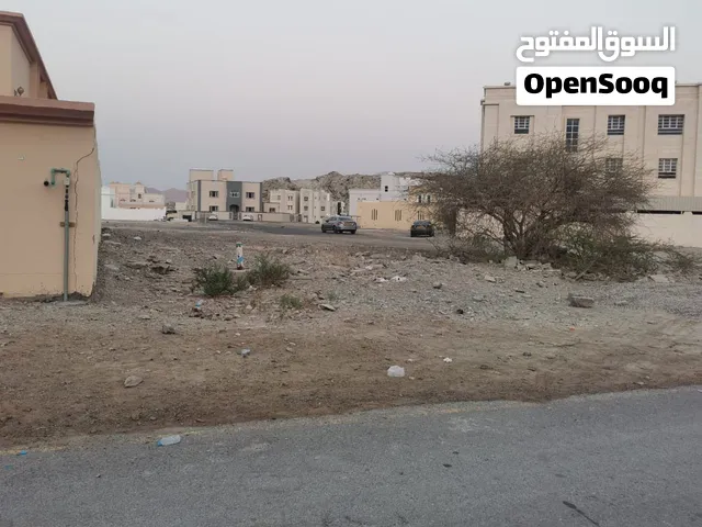 للبيع ارض في العامرات مرتفعات الثامنه تحت العقبة قريب نفط عمان