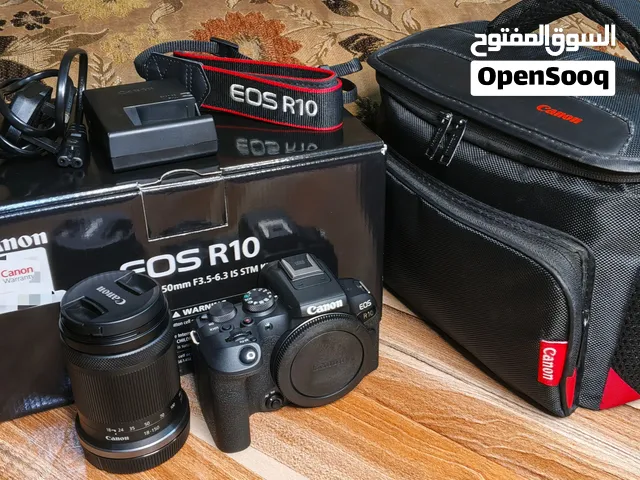 كانون R10 مع عدسة RF-S 18-150mm