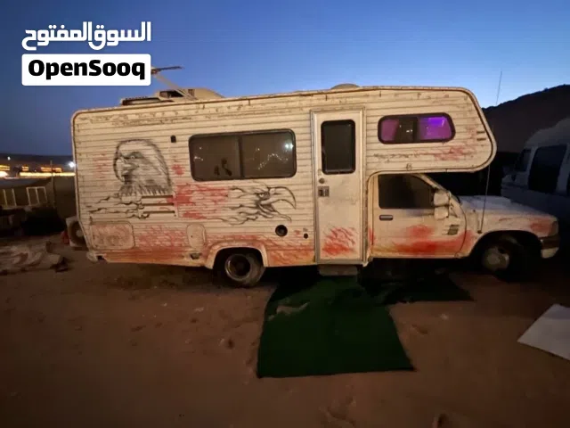 كرفان تيوتا هيلوكس لبيع