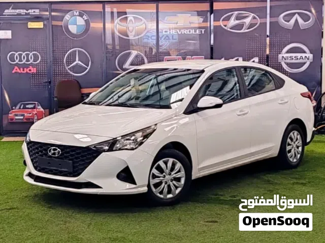 2024 هيونداي اكسنت GL