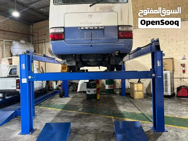 للبيع: رافعتين سيارات 4 عمدان (حمولة 10 طن) - موديل 2023 - استعمال خفيف جداً