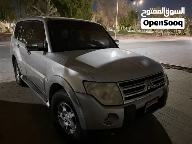 Mitsubishi Pajero GLS 2009 model for sale
