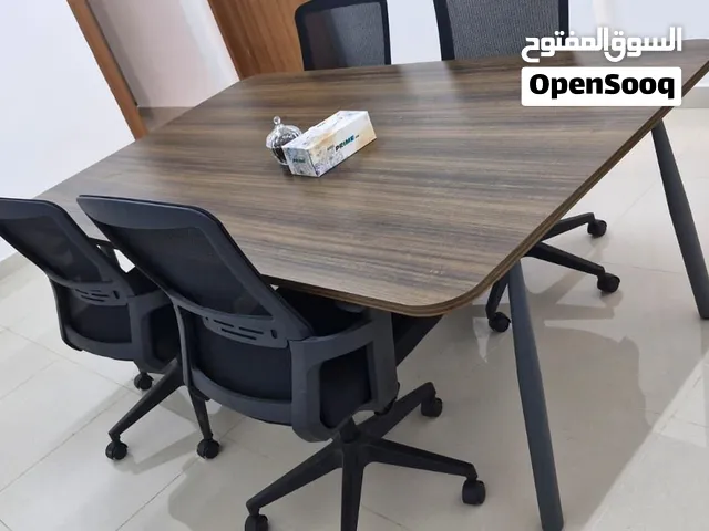 طاولة اجتماعات 6 أشخاص جديدة 200×120 سم