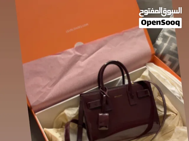 حقيبة جميلة واستعمال جدا بسيط