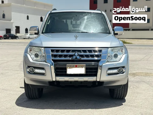 MITSUBISHI PAJERO FULL OPTION