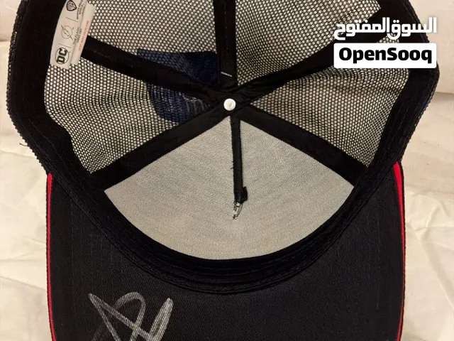 كاب موقع من جون سينا , Cap signed by john cena