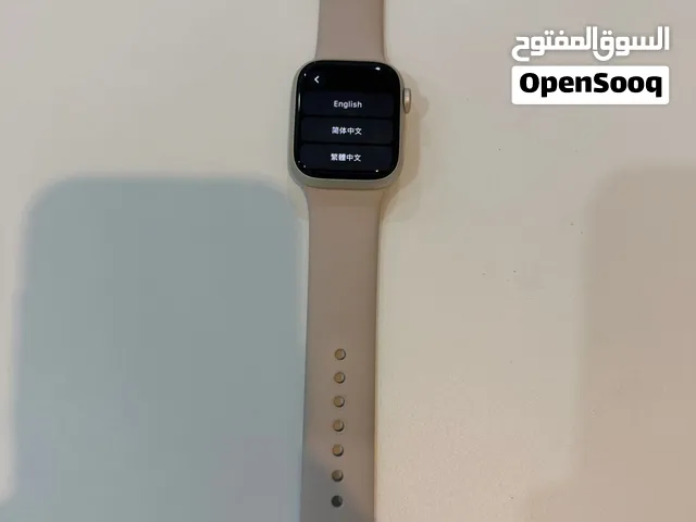 ابل واتش ساعه ابل مستعمله لكن مافيها ولا كسره و ممتازه و الموديل رقم 9