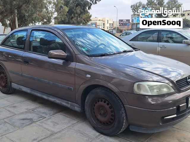 أوبل أسترا 2000