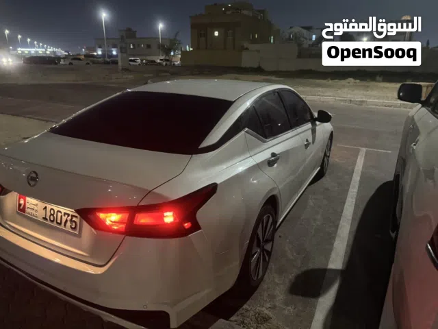 2020 نيسان التيما S