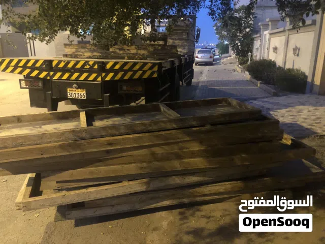 الواح شترات للمقاولات والبناء  الايجار اليومي والشهري