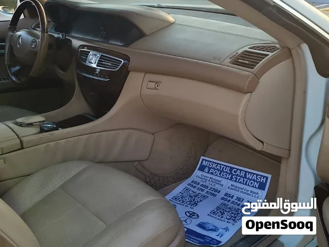 CL 500 AMG ابواب شفط رقم 1 لون ابيض ملكي