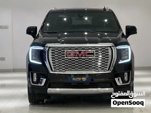 GMC Yukon Denali 2022 - فل كامل  لون أسود