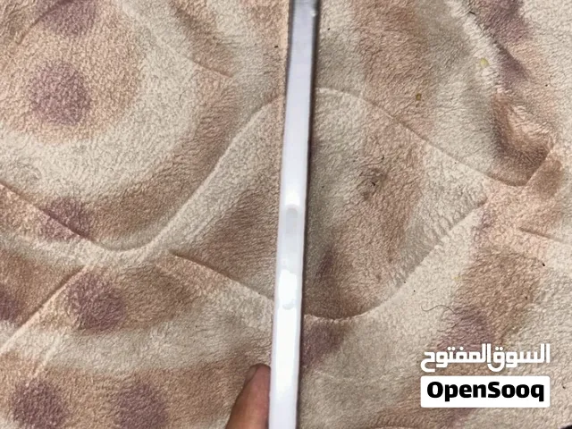 Apple iPad Air 4 64 GB in Sana'a