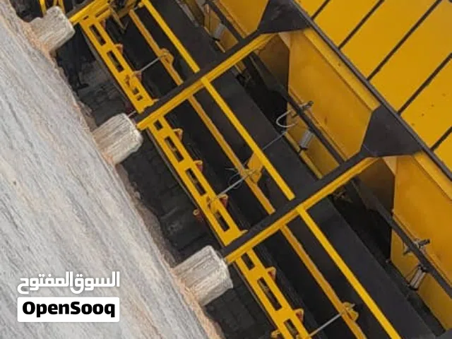 كسارات جبال بجميع النواع جاهزه لاتشغيل ومصانع البلك والخرسانات كسارات قطع غير زيادت انتاج