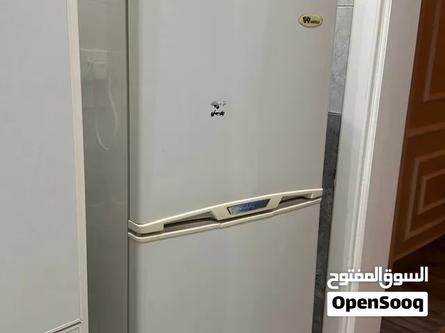 ثلاجه كبيره مستعمله نظيفه