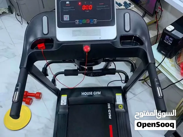جهاز جري للبيع ماركة(Treadmill) يتحمل وزن 150 كيلو مع قرص لف للخواصر ودمبلاص عداد2