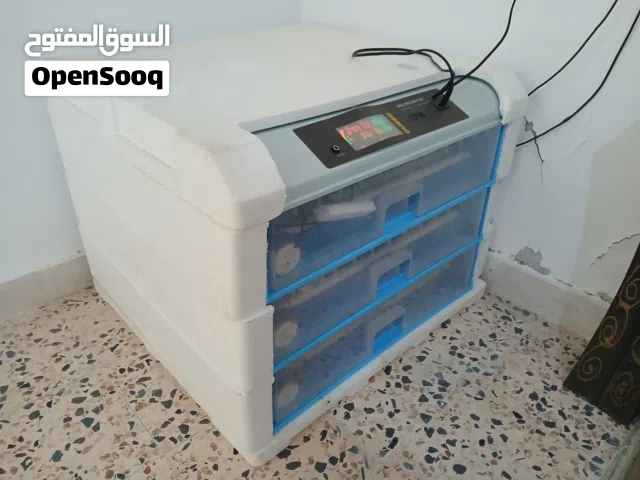 فقاصة 300 بيضة +حضانة ارانب للبيع ...