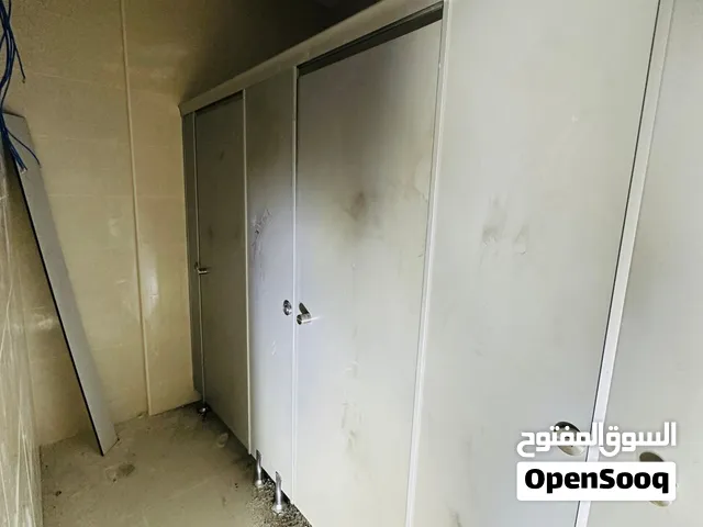 HPL TOILET PARTITION DOOR