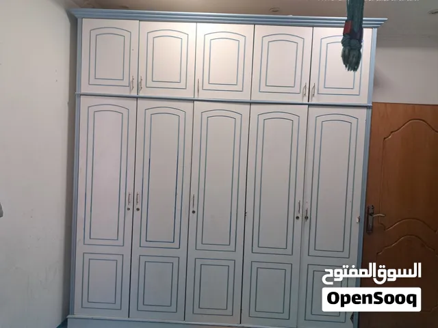 أثاث غرف نوم، مكاتب، وكنب مستعمل متكامل للبيع  Full Furniture & Sofa Bundle for Sale