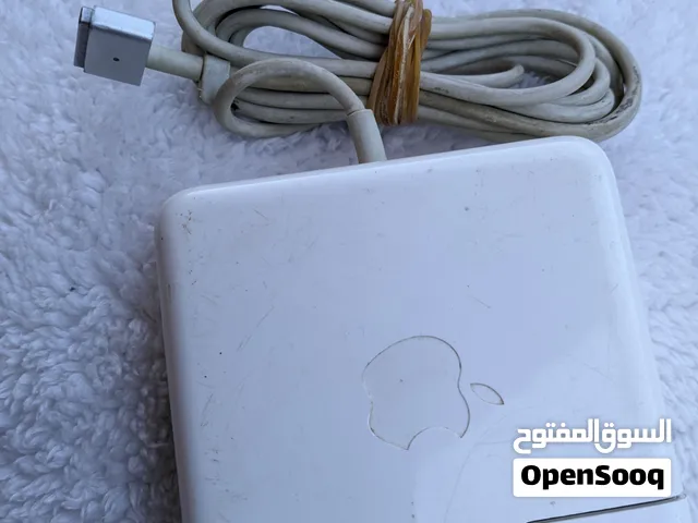 شاحن ماك بوكس وقطع عريض