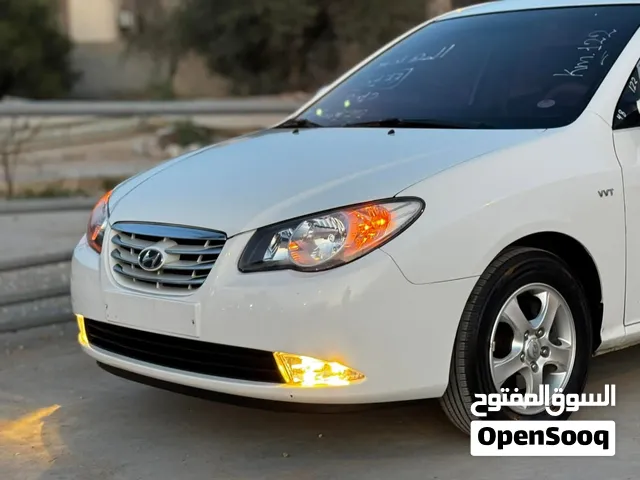 هيونداي افانتي موديل 2010 للبيع