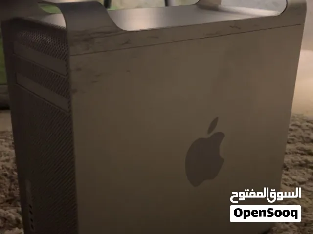 للبيع جهاز Apple Mac pro مستعمل مع الشاشه والماوس نظيف