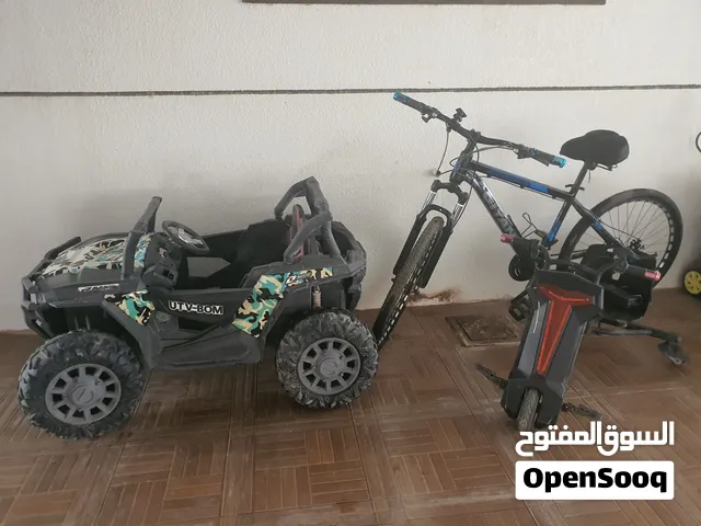 للبيع سيارة اطفال فورويل