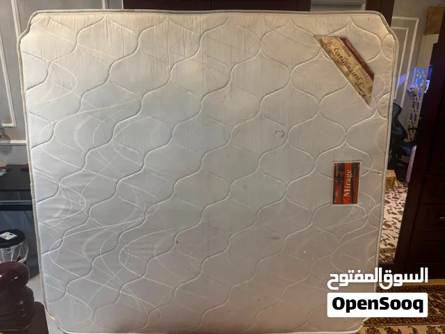 King sized mattress in New condition for SALE