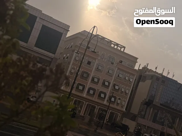 للبيع أو شراكه في صالون نسائي في العين السوق