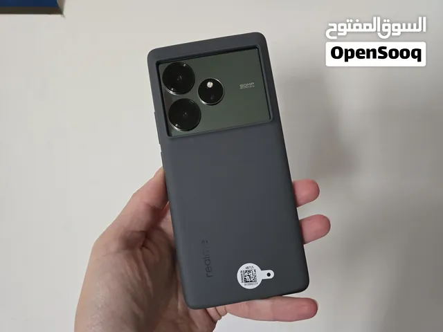 Realme GT6