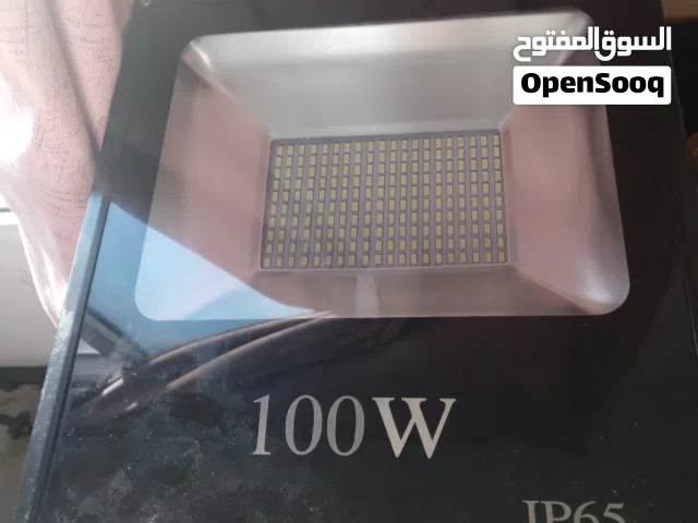 كشاف مستحمل للبيع