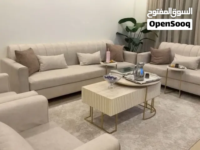 sofa set complete only three month use like new