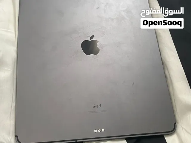 Ipad pro 12.9inch 4th generation 128 gb 6 rams rarely used Apple 12.9 inch  Model 4th generation