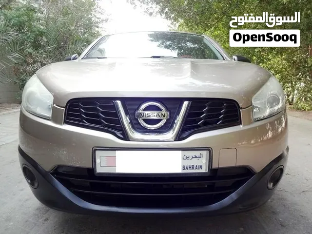 Nissan Qashqai 2012 model, brown color, Engine 2.0 ltr, GCC Bahrain spec, Made in U.K. for sale