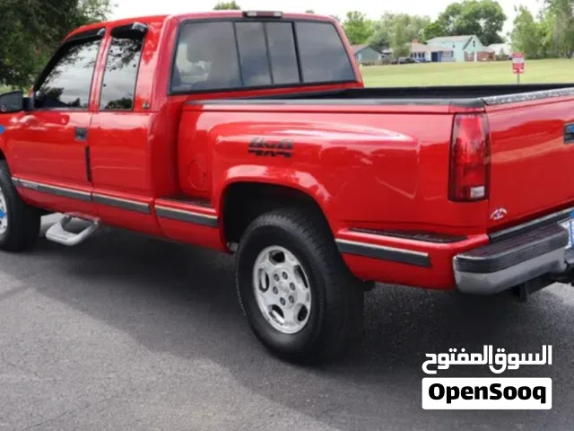حوض صندوقفي حاله ممتازه شيفرلية او ج م س موديل من 1990 الى 1998 السعر 700 دينار